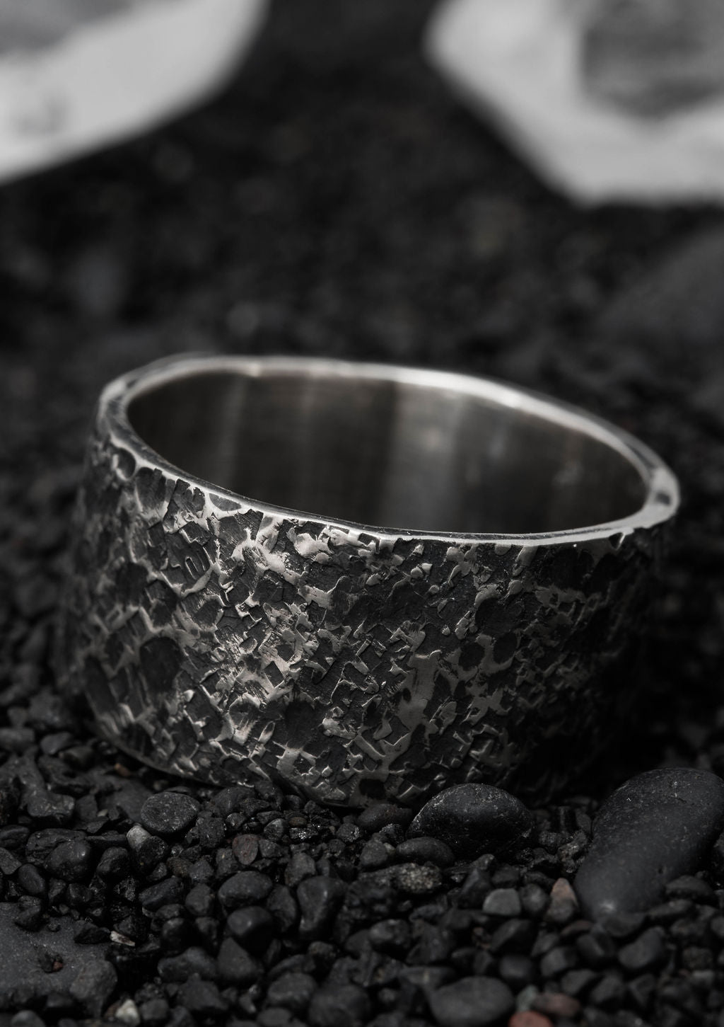 Trēow -  Engravable tree bark ring in textured solid sterling silver