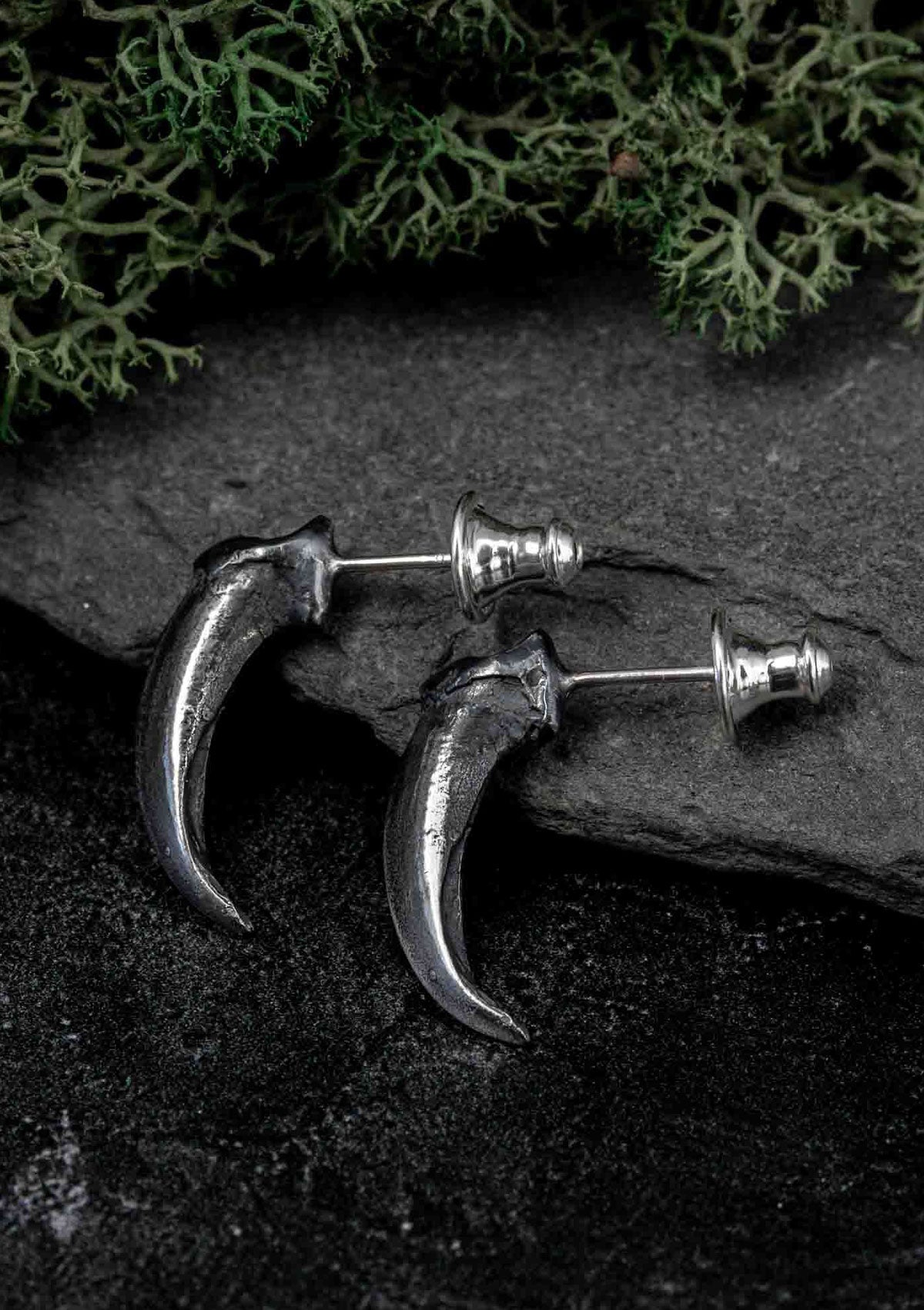 Skaði - Fox claw earrings in solid sterling silver